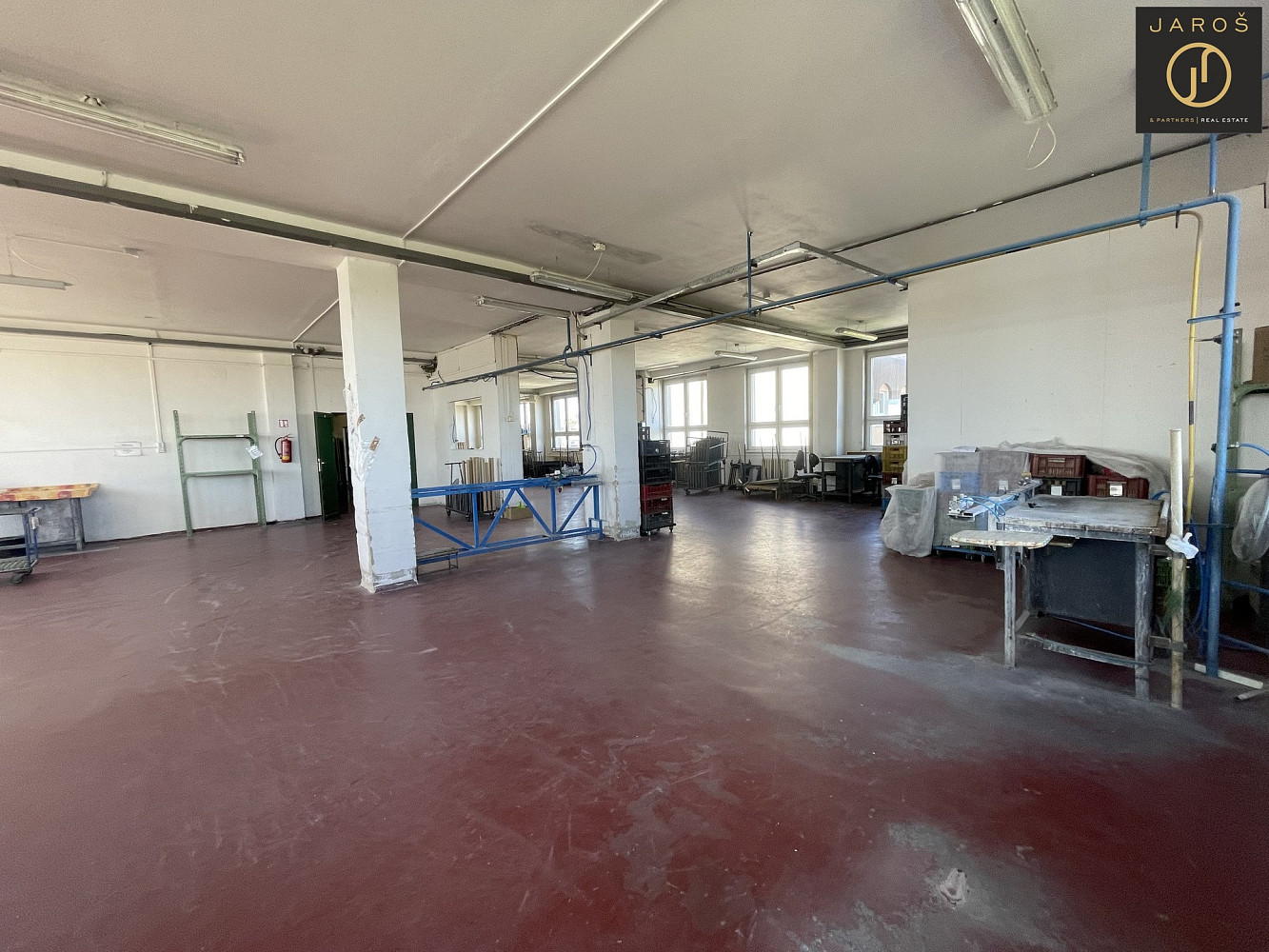 Pronájem výrobních prostor 291 m², Kladno