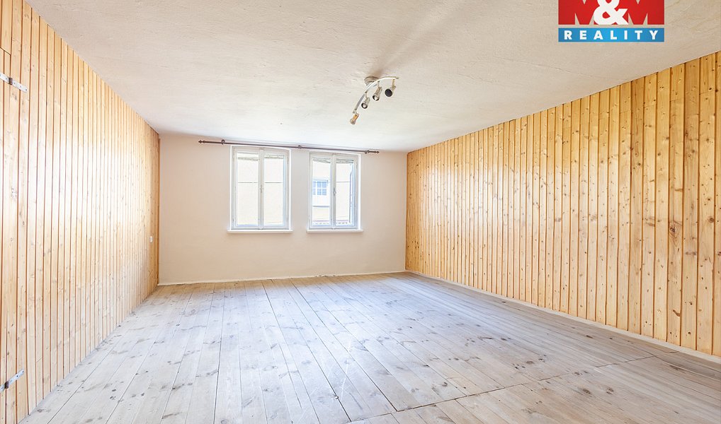 Prodej domu 240 m² s pozemkem 775 m², Nový Bor – náhled fotky 13