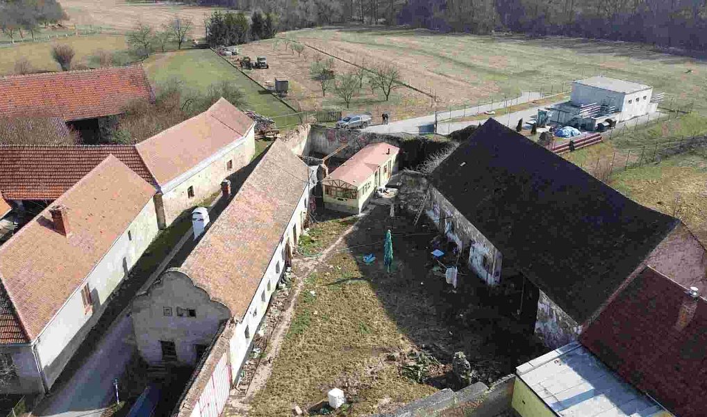 Prodej domu 161 m² s pozemkem 1 942 m², Biskupice-Pulkov – fotka 1 z 14