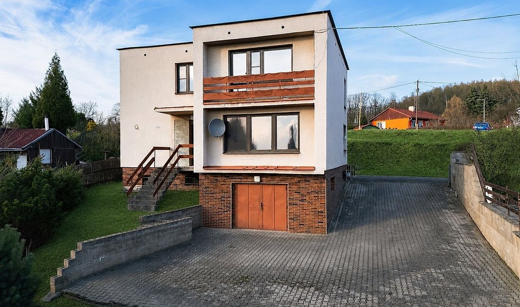 Prodej domu 200 m² s pozemkem 1 017 m², Česká Kamenice – náhled fotky 2