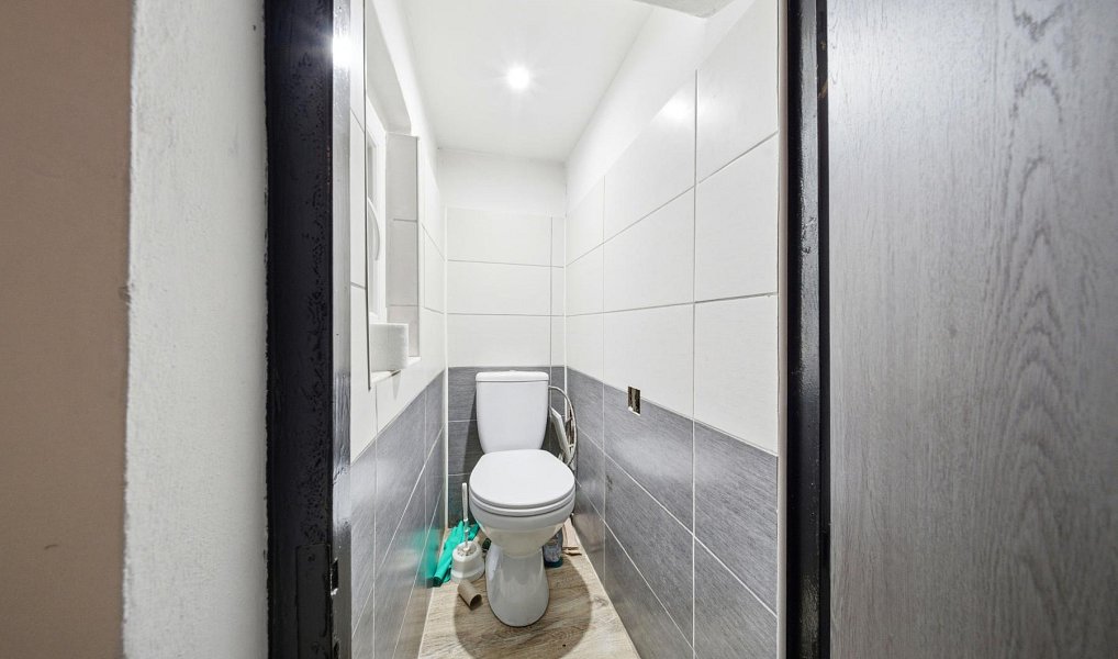 Prodej domu 250 m² s pozemkem 204 m², Jirkov – náhled fotky 15