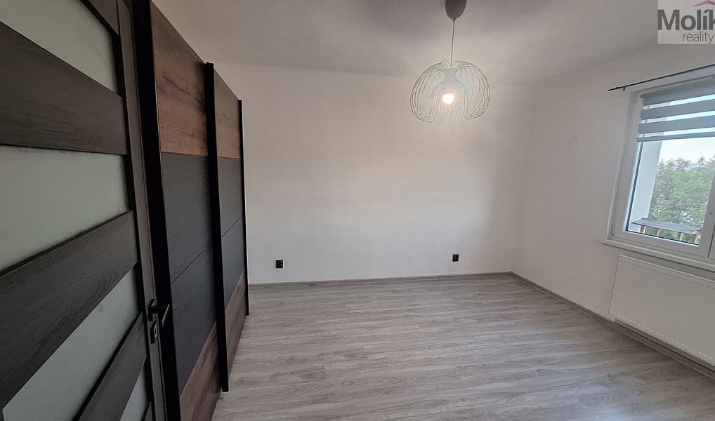 Pronájem bytu 2+1 52 m², Osek – náhled fotky 10