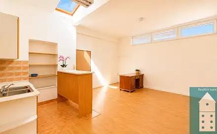 Pronájem bytu 1+kk 27 m², Kovářská, Kroměříž