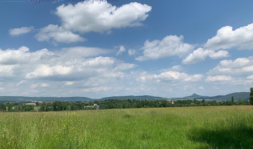 Prodej stavebního pozemku 3 579 m², Liběšice – náhled fotky 5