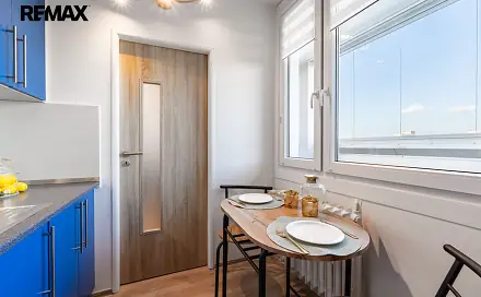 Prodej bytu 1+1 38 m², Bínova, Praha 8 - Střížkov