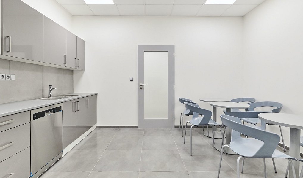 Pronájem kanceláře 200 m², Hovorčovice – náhled fotky 5