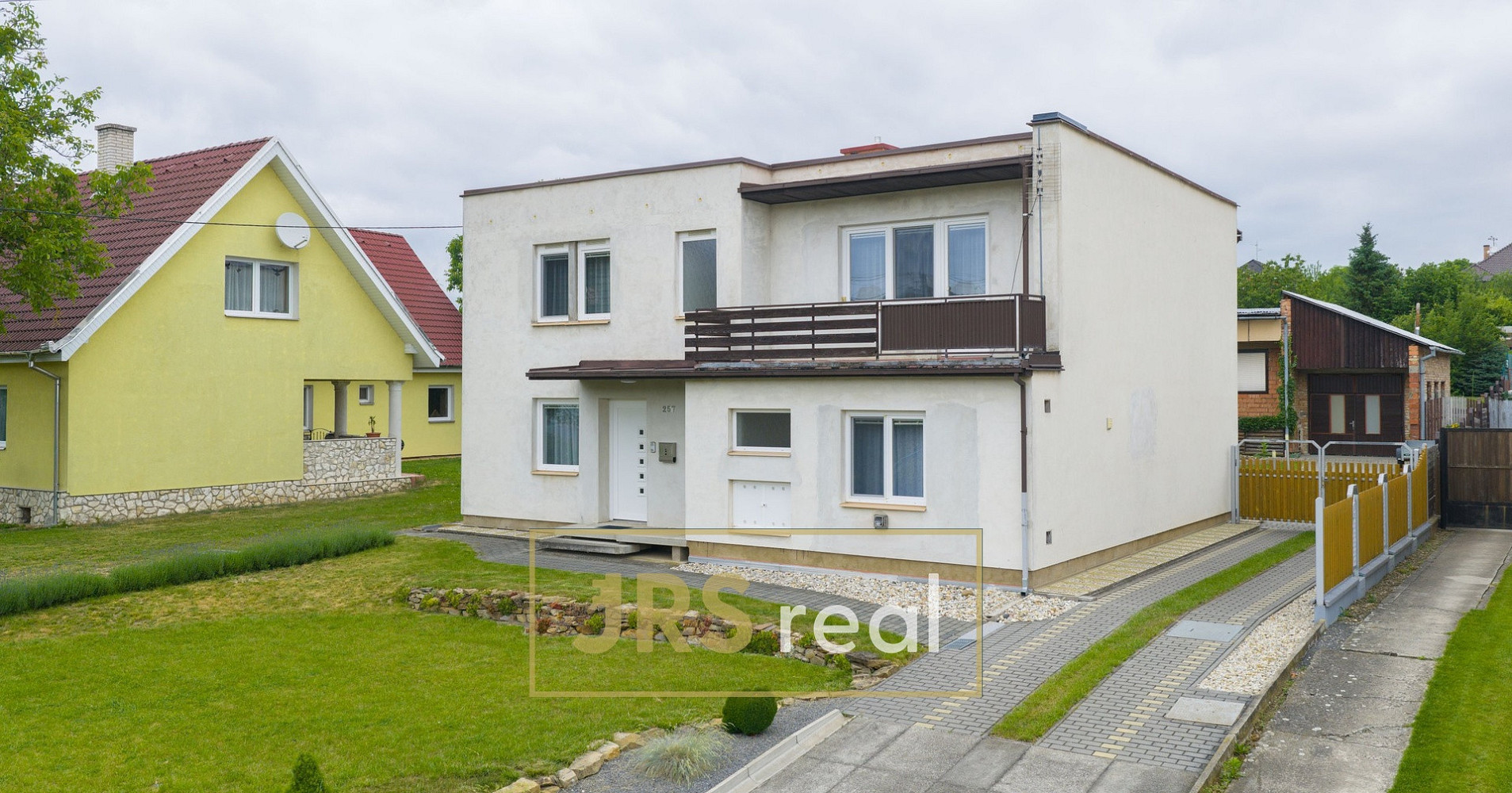 Prodej domu 226 m² s pozemkem 1 446 m²