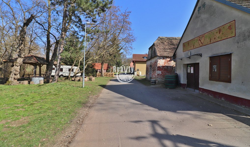Prodej domu 100 m² s pozemkem 964 m², Chvalovice – náhled fotky 24