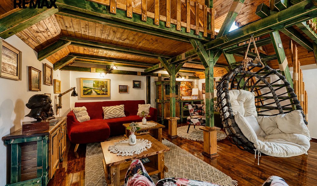 Prodej domu 200 m² s pozemkem 152 m², Všechlapy – náhled fotky 2