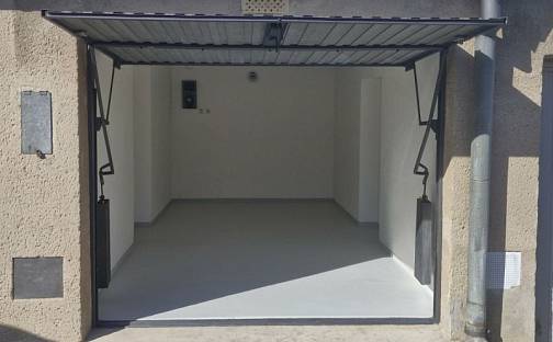 Garáž po rekonstrukci Litomyšl, Litomyšl, okres Svitavy