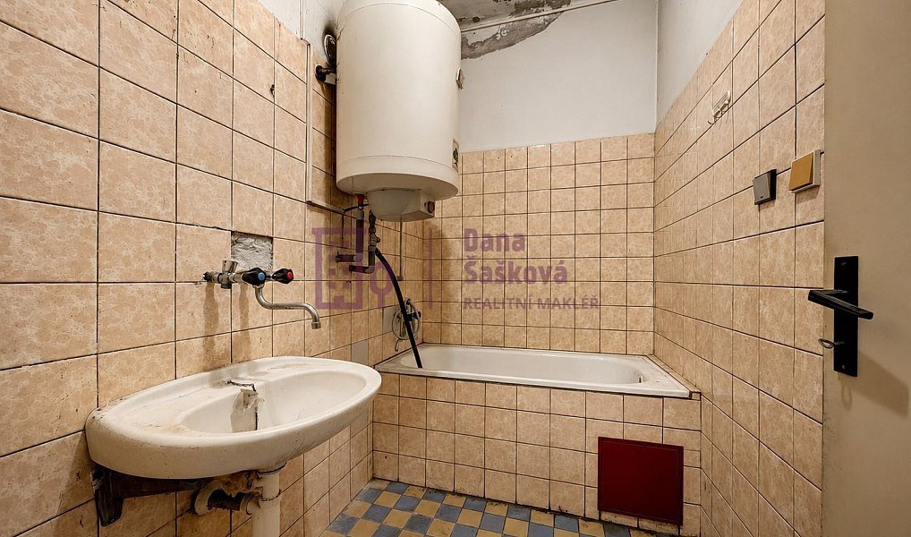 Prodej bytu 2+1 80 m², Nová Včelnice – náhled fotky 9