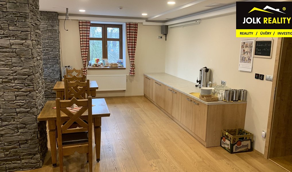 Prodej ubytovacího objektu 800 m², Šléglov – náhled fotky 15