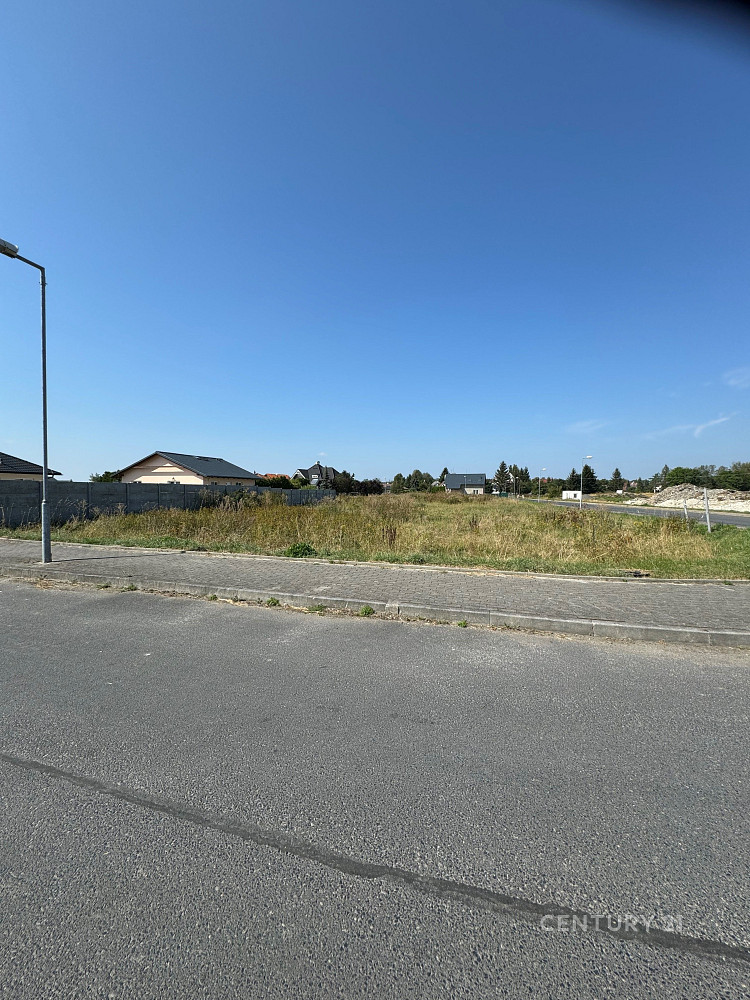 Prodej stavebního pozemku 929 m² – fotografie 3