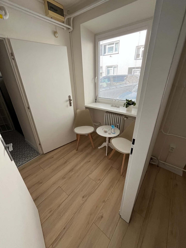 Pronájem kanceláře 32 m² – fotografie 4