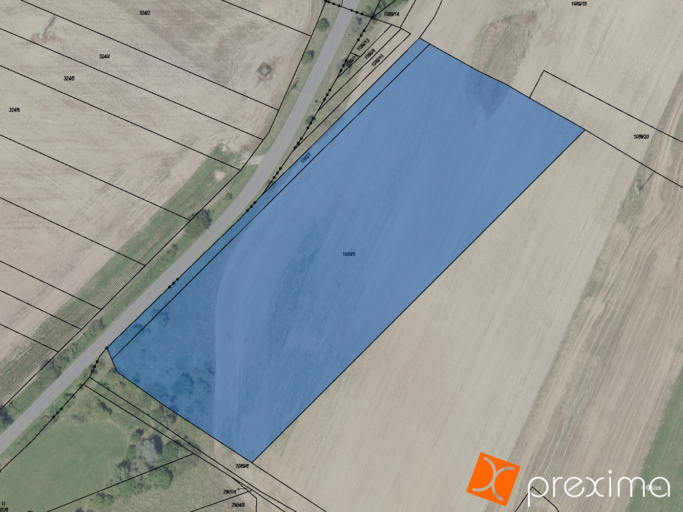 Prodej pole 1 746 m²