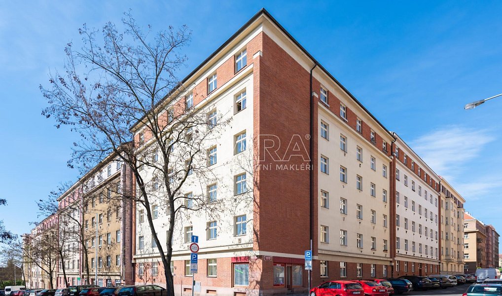 Prodej bytu 1+kk 25 m², Praha – náhled fotky 3