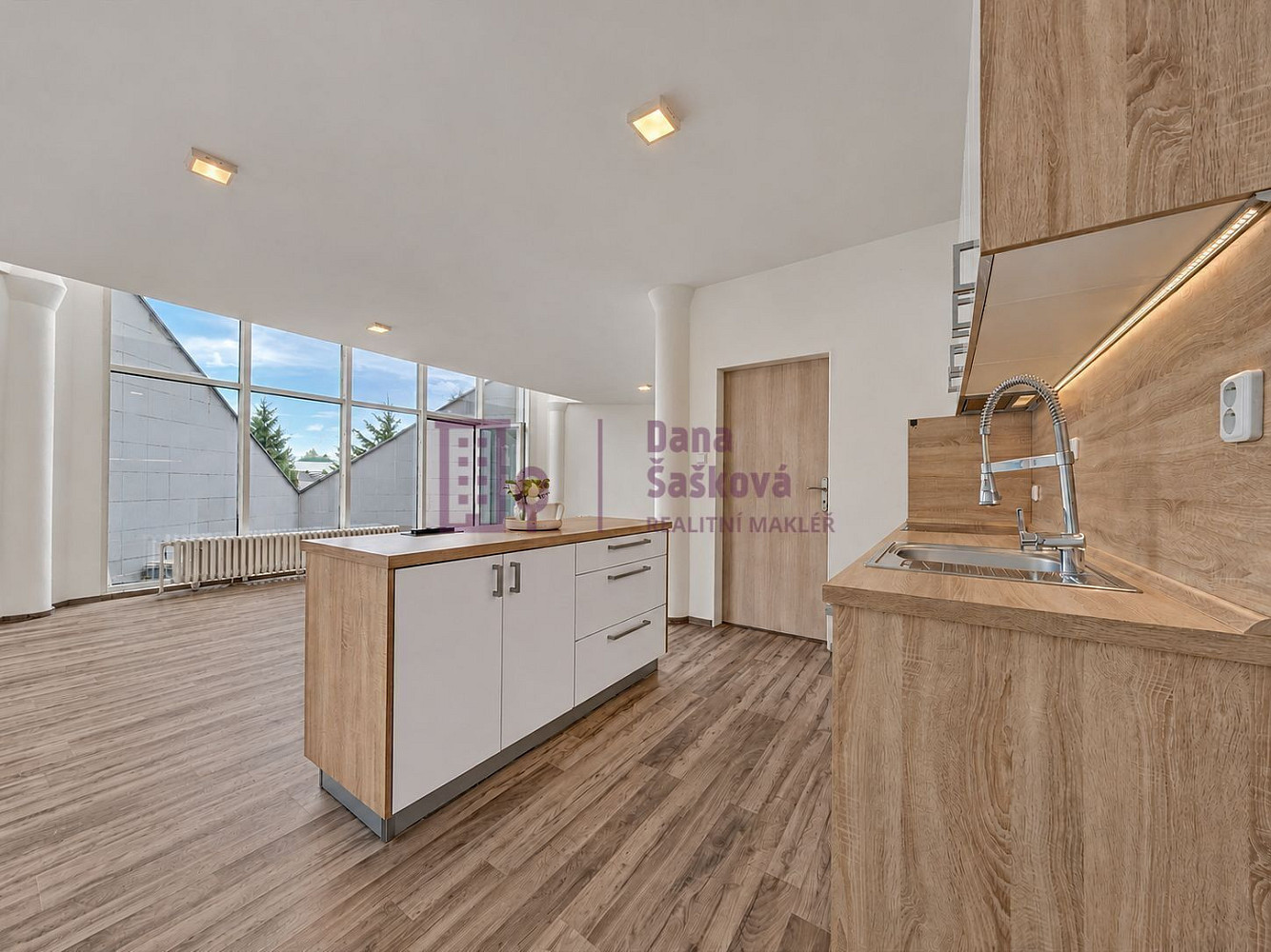 Pronájem bytu 3+kk 78 m²