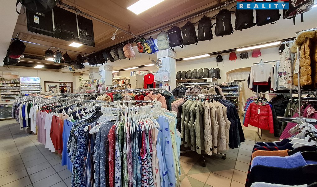 Pronájem obchodních prostor 600 m², Ostrov – náhled fotky 8