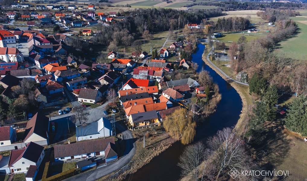 Prodej domu 104 m² s pozemkem 956 m², Strunkovice nad Blanicí – náhled fotky 7