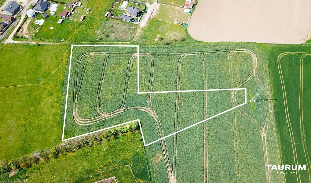 Prodej stavebního pozemku 7 355 m², Stříbro – náhled fotky 3