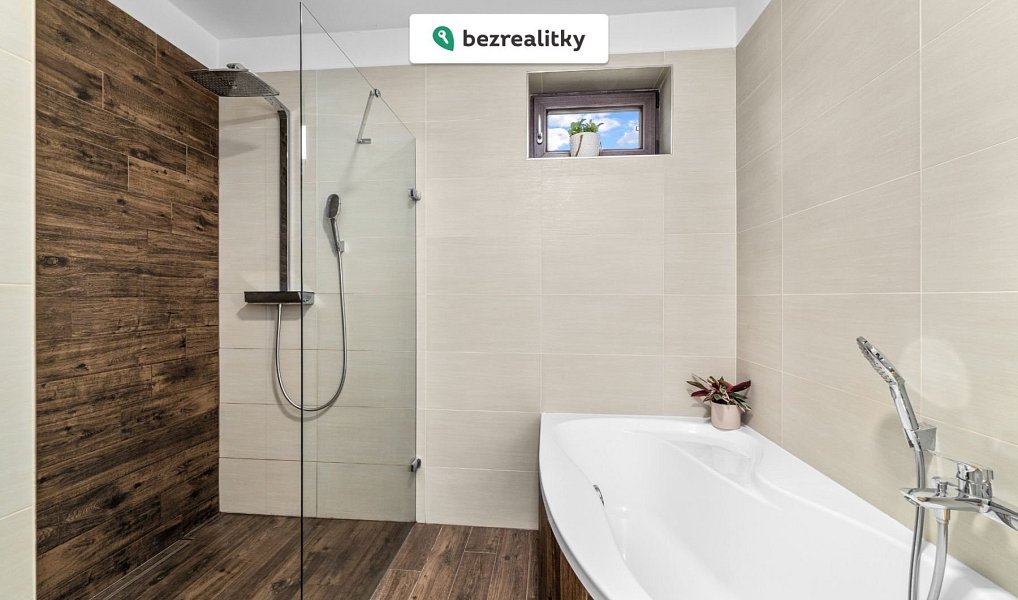 Prodej domu 132 m² s pozemkem 899 m², Nedabyle – náhled fotky 11