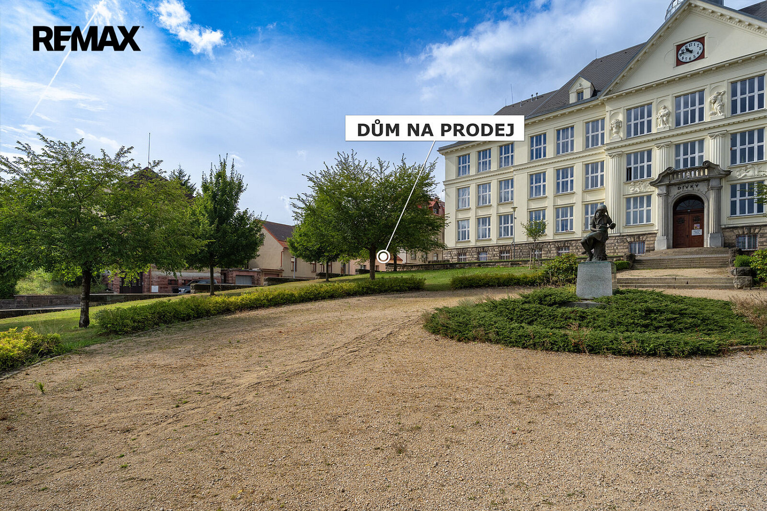 Prodej domu 234 m² s pozemkem 630 m² – fotografie 2