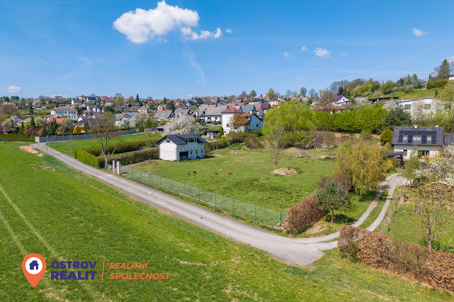 Prodej stavebního pozemku 4 004 m² – fotografie 2