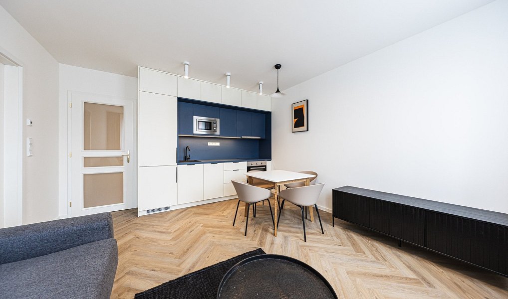 Pronájem bytu 2+kk 43 m², Praha – náhled fotky 3
