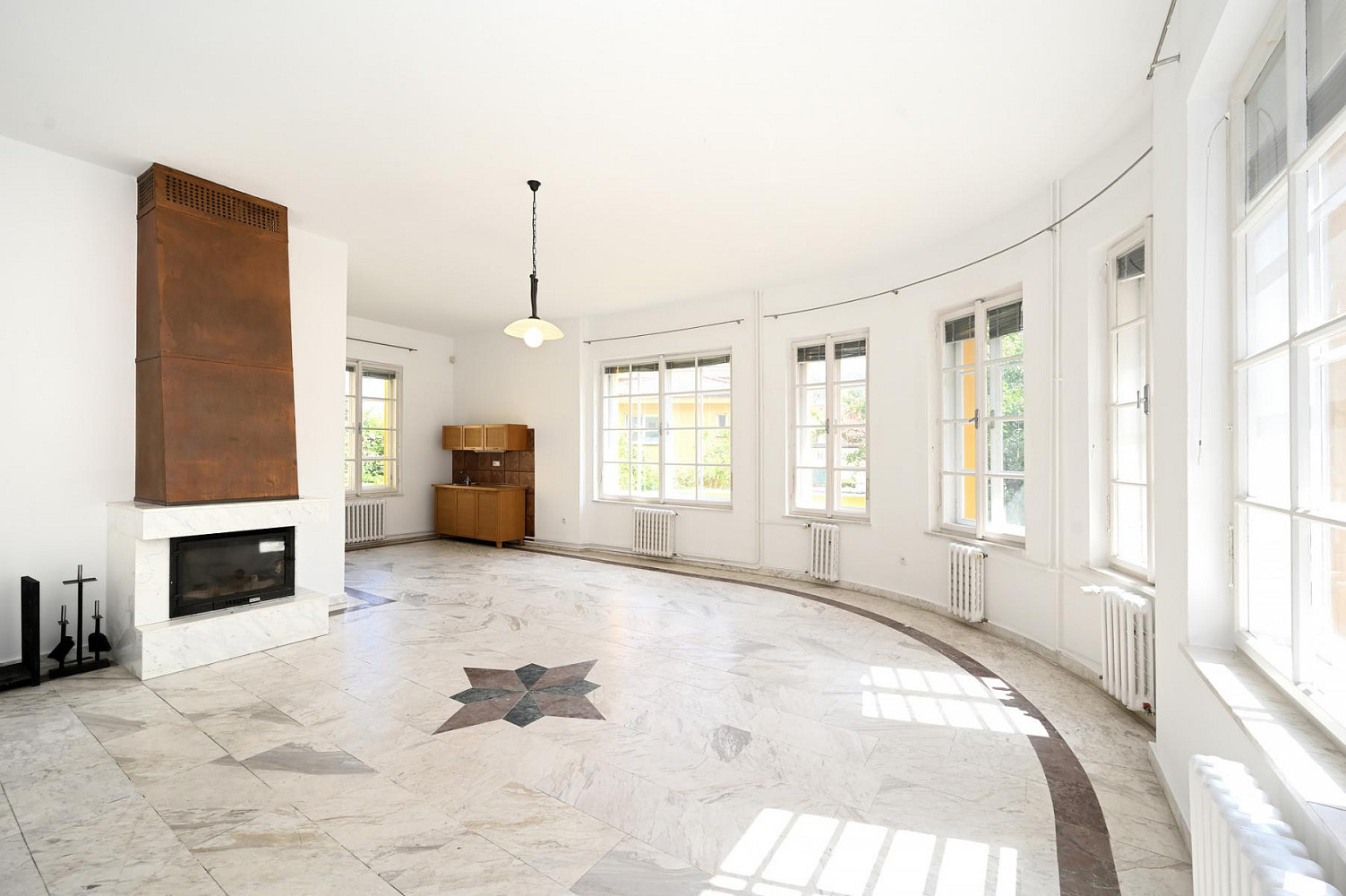 Pronájem kanceláře 454 m² – fotografie 4