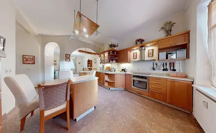 Prodej bytu 3+1 97 m², Foersterova, Karlovy Vary