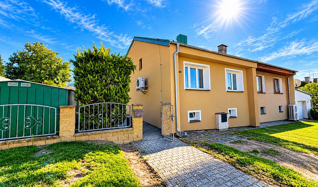 Prodej domu 150 m² s pozemkem 80 m², Planá – náhled fotky 7