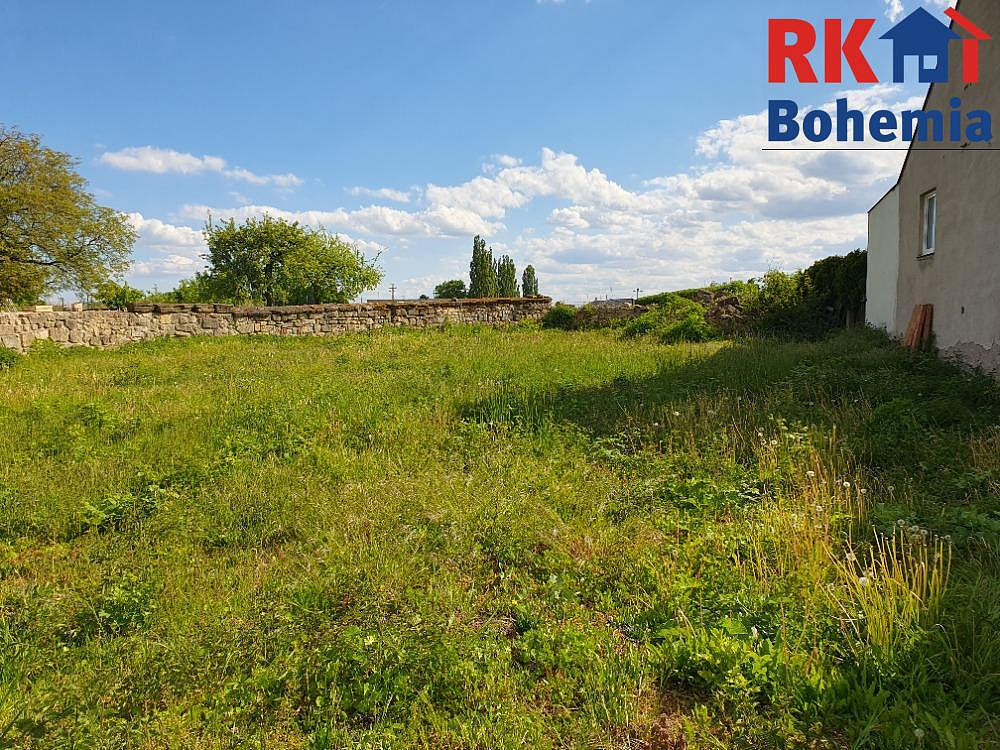 Prodej stavebního pozemku 1 022 m² – fotografie 4
