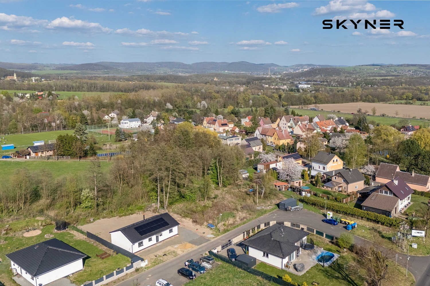 Prodej stavebního pozemku 1 348 m² – pohled 4