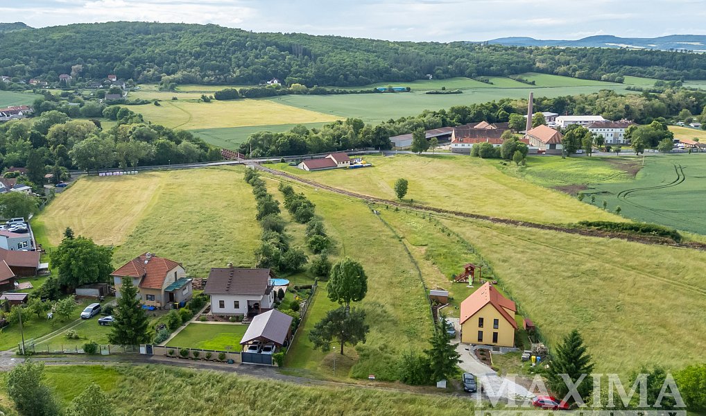Prodej pozemku 2 625 m², Lochovice – náhled fotky 7