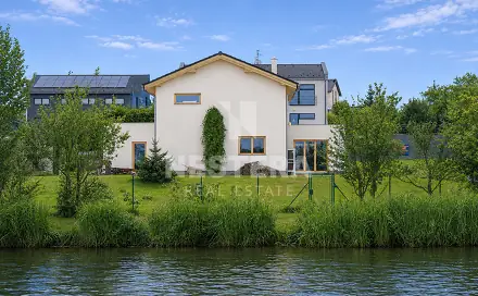 Prodej domu 161 m² s pozemkem 1 099 m², U Rybníka, Odolena Voda - Dolínek, okres Praha-východ