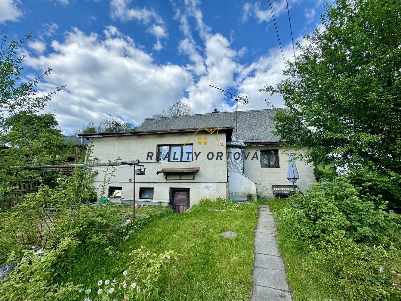 Prodej domu 188 m² s pozemkem 466 m²