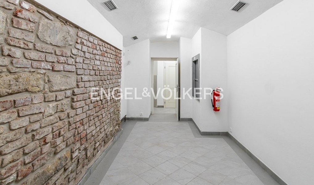 Pronájem obchodních prostor 93 m², Praha – náhled fotky 7