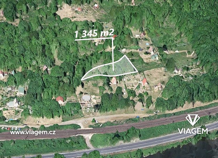 Prodej stavebního pozemku 2 036 m²