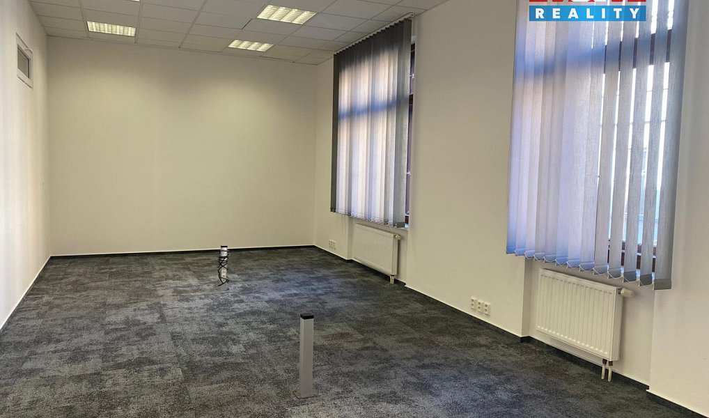 Pronájem obchodních prostor 170 m², Nový Jičín – náhled fotky 2