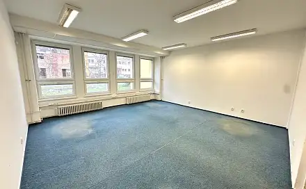 Pronájem kanceláře 43 m², Jiráskova, Vsetín