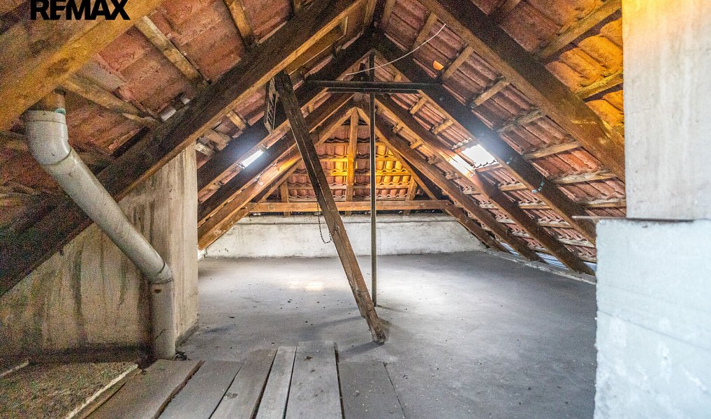 Prodej domu 151 m² s pozemkem 903 m², Lužná – náhled fotky 16