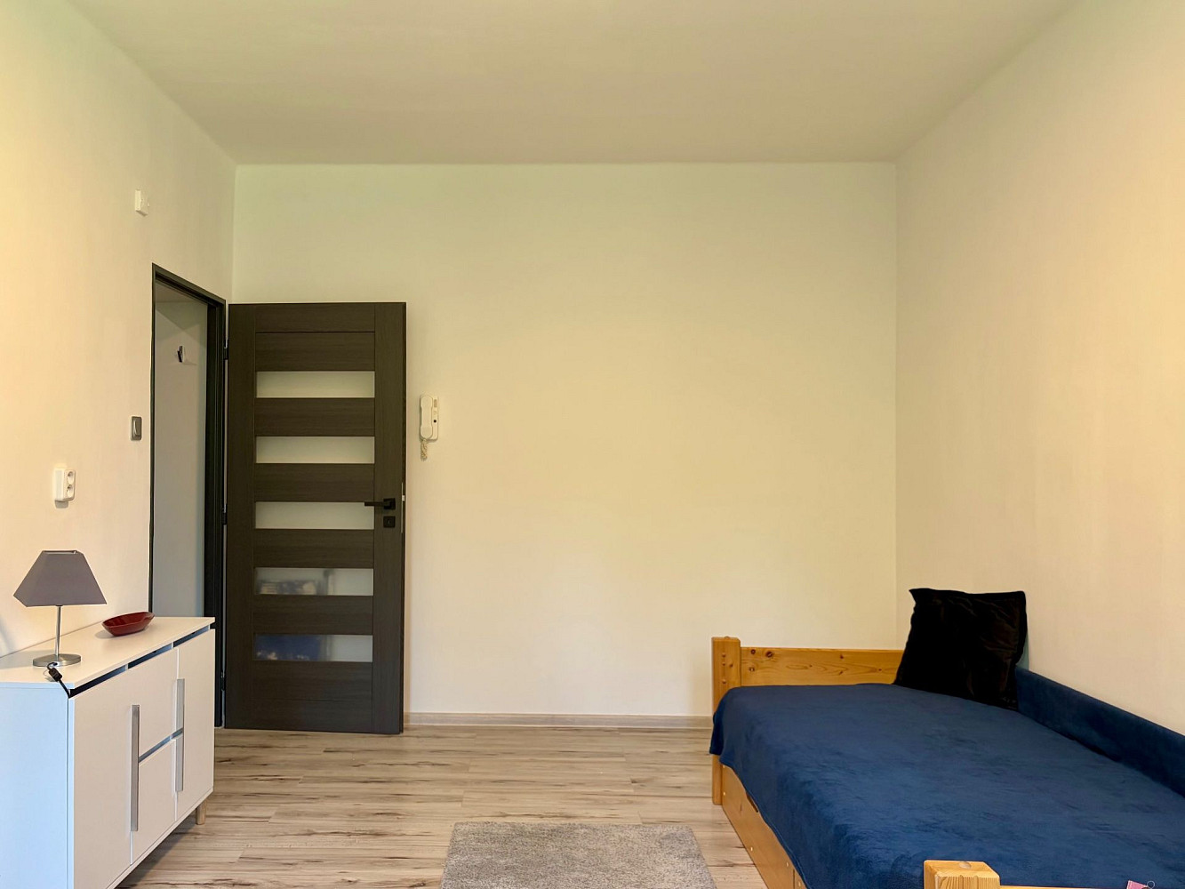 Pronájem bytu 1+kk 22 m² – pohled 5