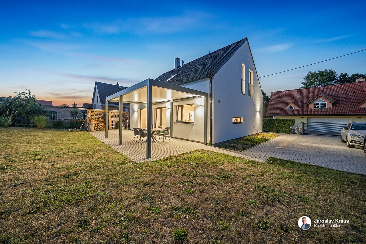 Prodej domu 147 m² s pozemkem 911 m² – fotografie 5