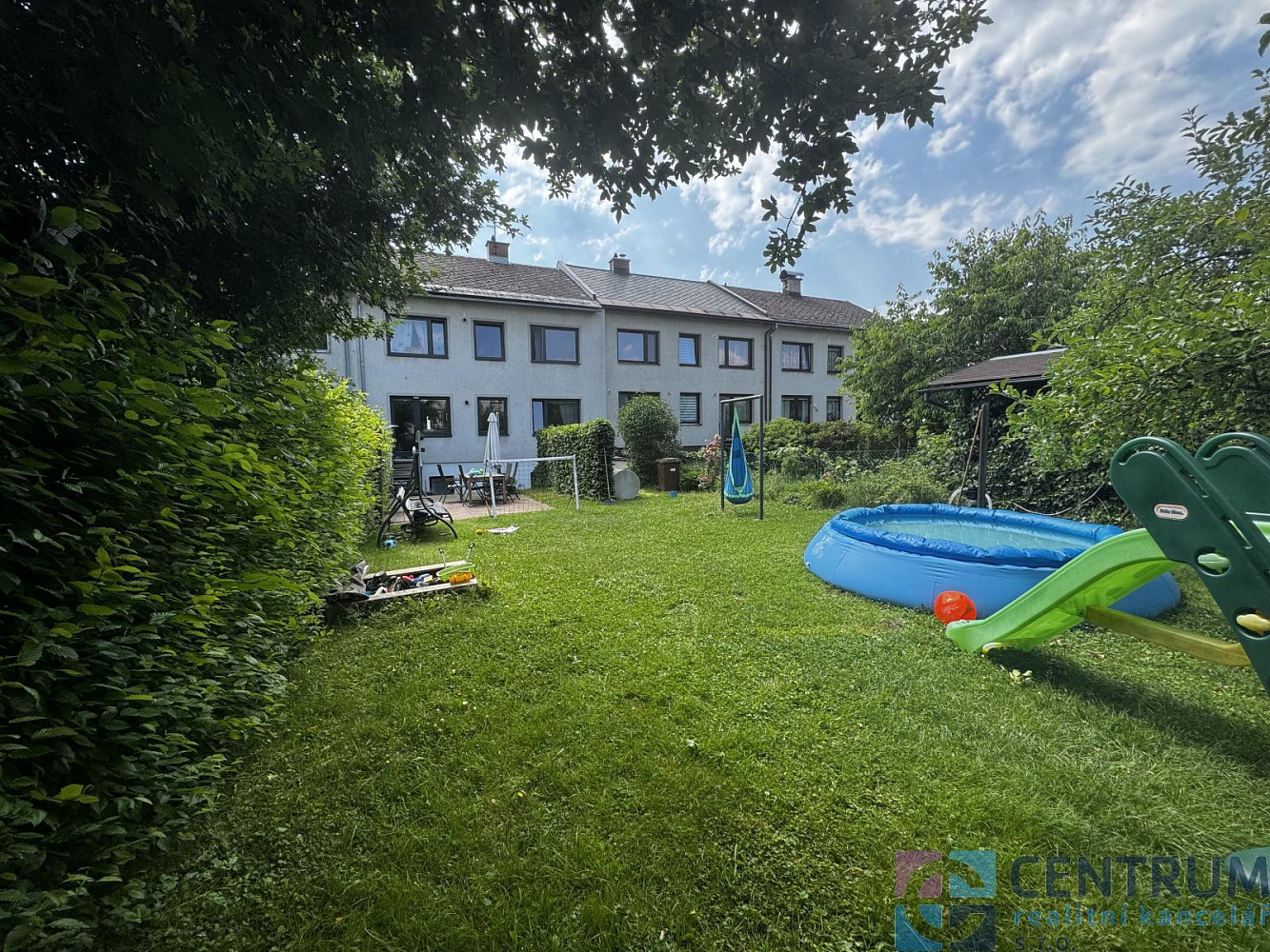 Pronájem domu 207 m² s pozemkem 406 m²