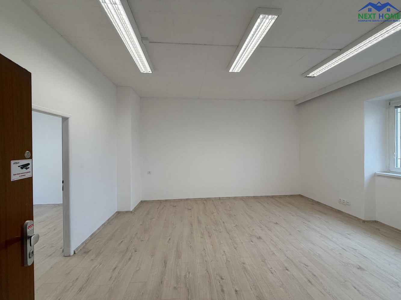 Pronájem kanceláře 41 m² — photo 3