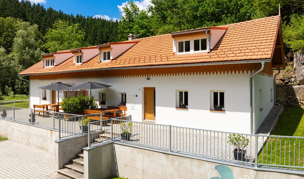 Prodej domu 302 m² s pozemkem 926 m², Rožmberk nad Vltavou – náhled fotky 4