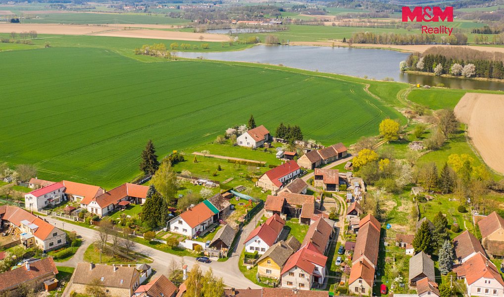 Prodej chaty/chalupy 140 m² s pozemkem 279 m², Bělčice – náhled fotky 18