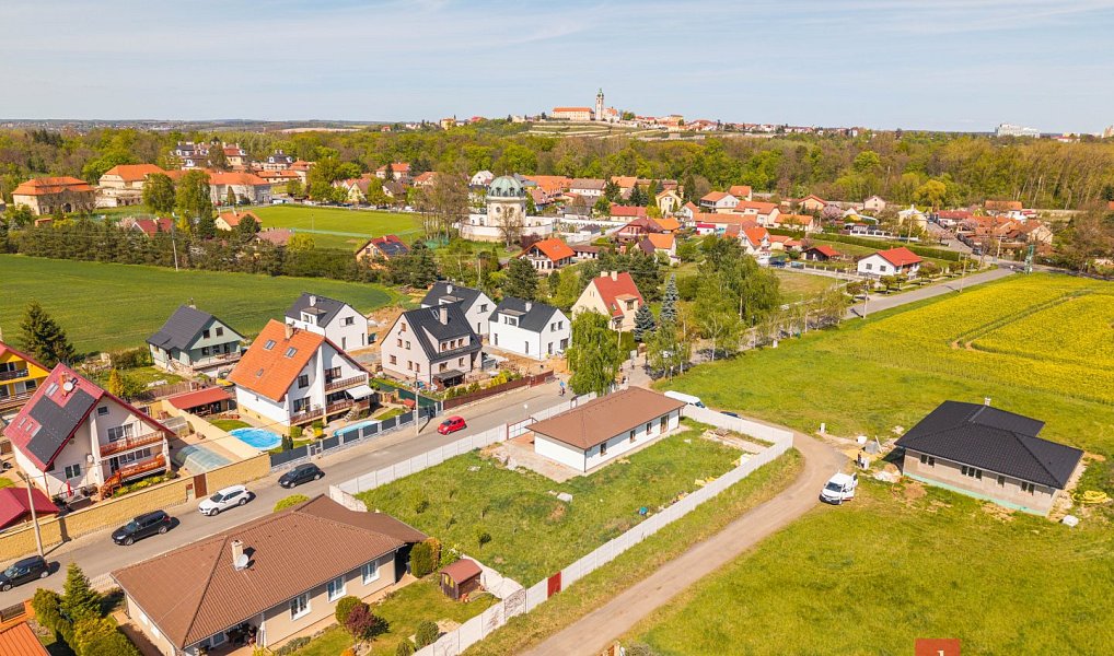 Prodej domu 102 m² s pozemkem 941 m², Hořín – náhled fotky 10