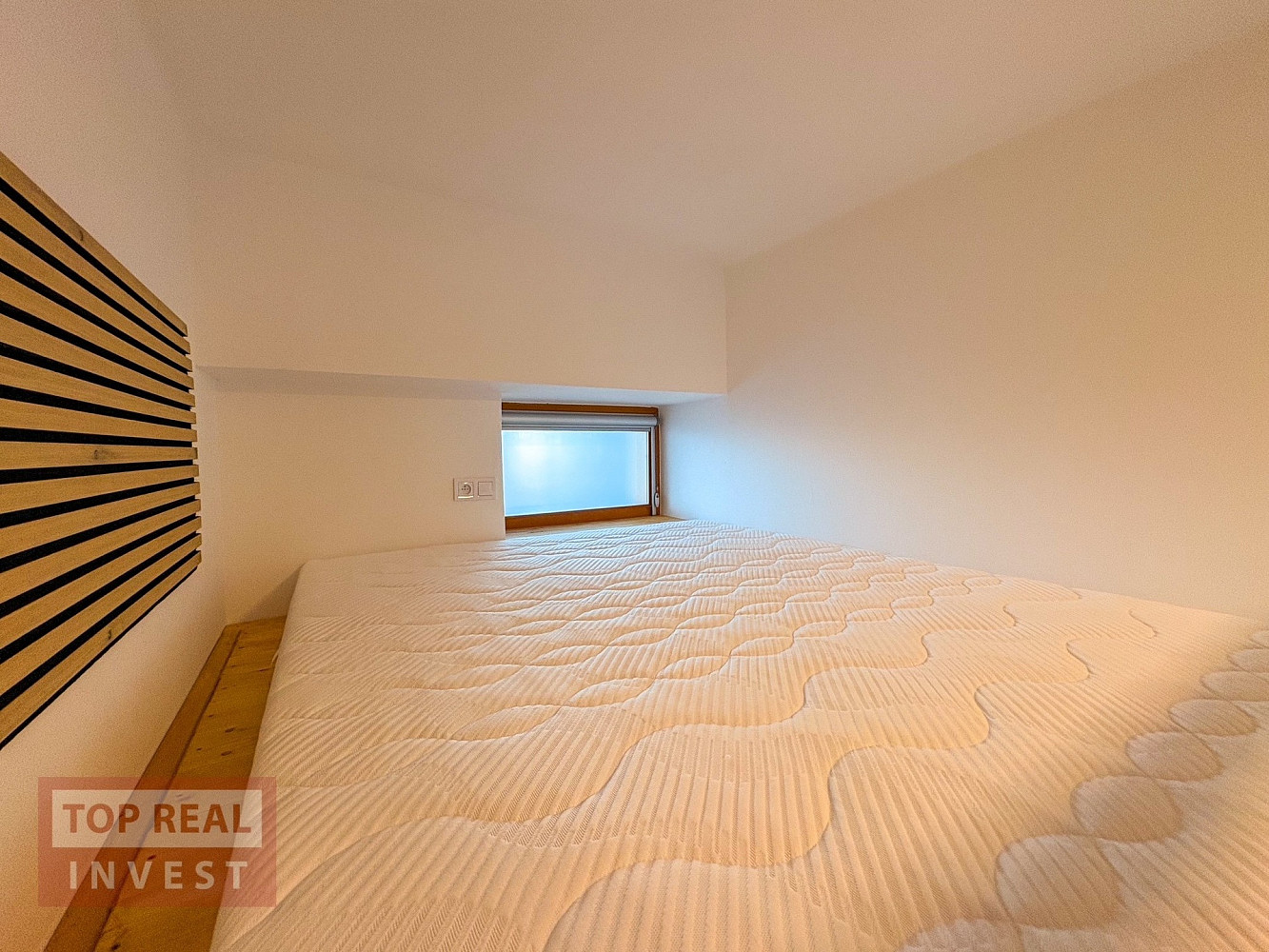 Pronájem bytu 1+kk 15 m² – pohled 5