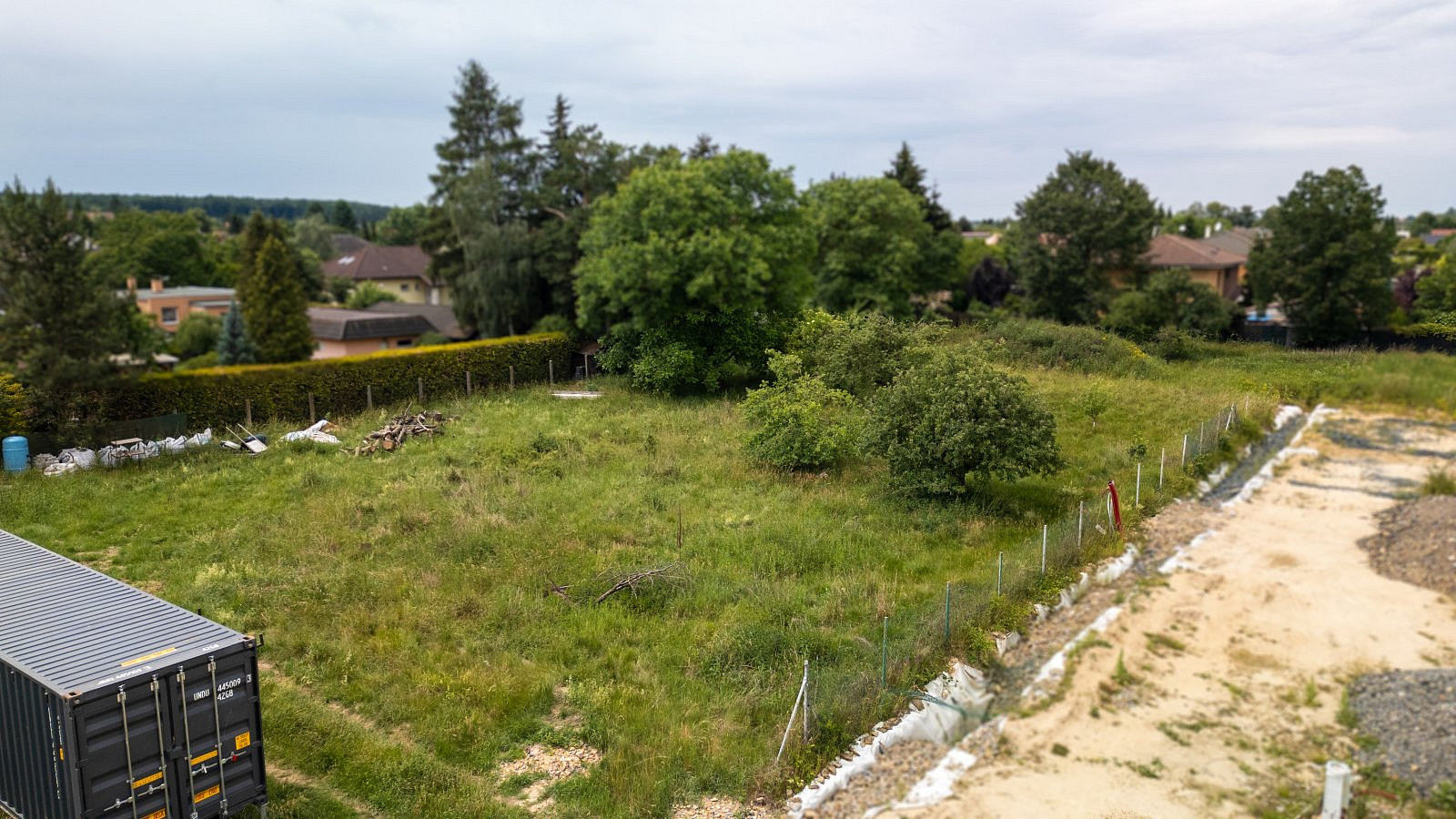 Prodej stavebního pozemku 1 000 m² – fotografie 5